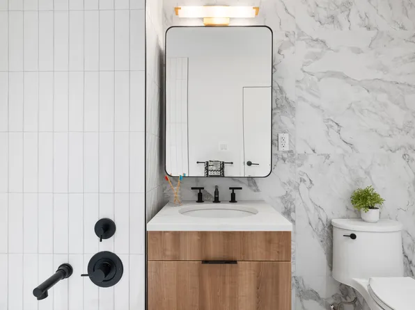 788 Willoughby Avenue image 5 of 14