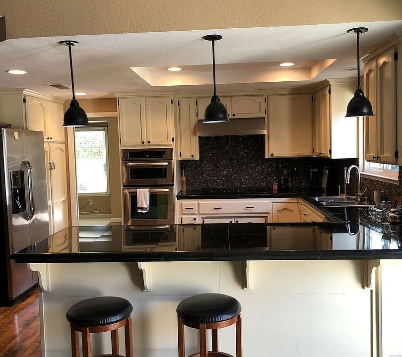 1st image of 2540 Buckeye Dr
