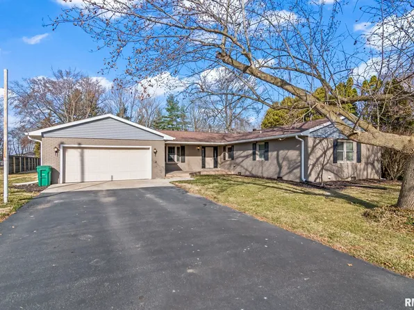 61 Longview Dr, Springfield, IL 62712