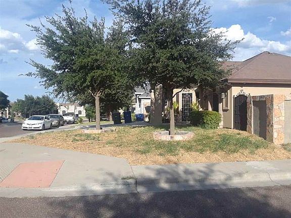 3rd image of 5601 Valeriana Dr