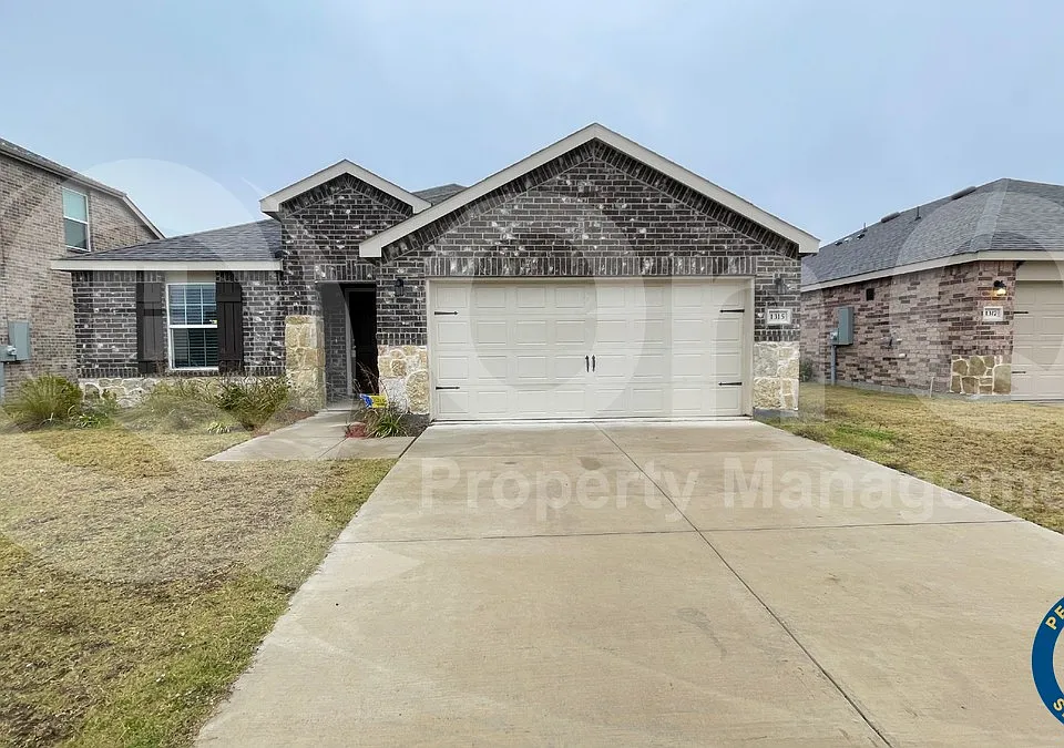 1315 Binfield Dr