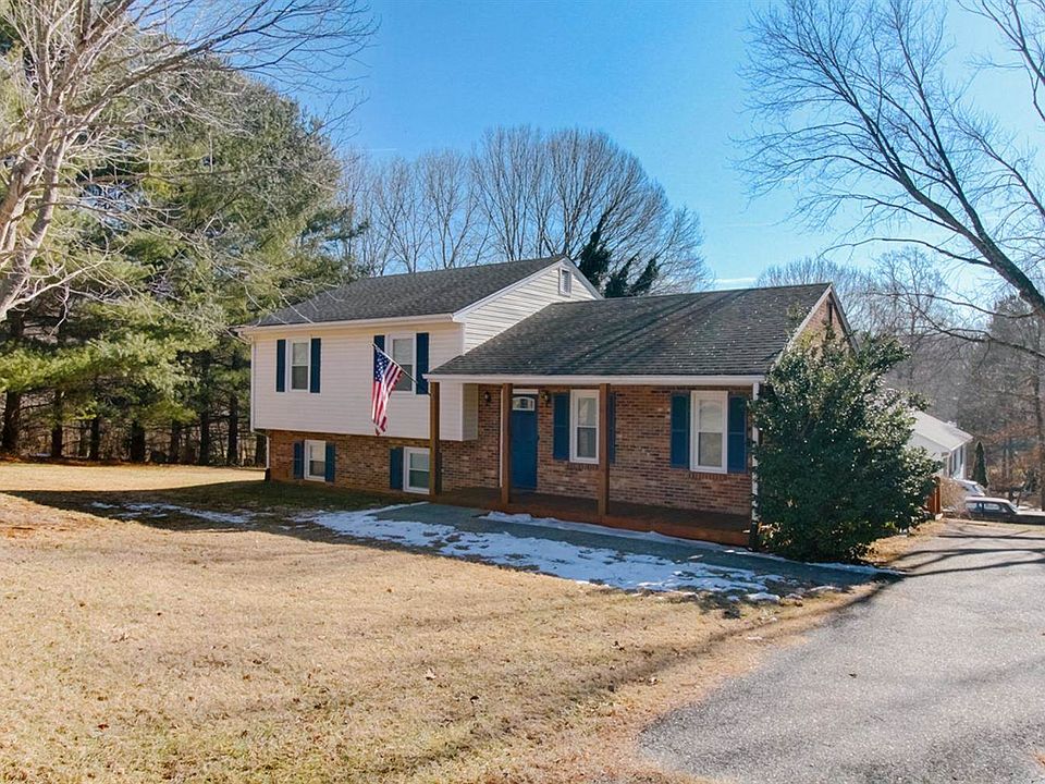 1st image of 226 Churchill Dr