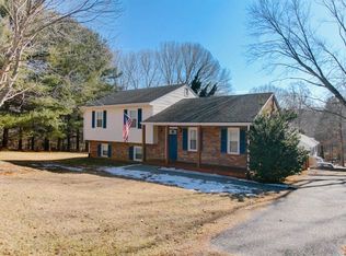 226 Churchill Dr, Lynchburg, VA 24502