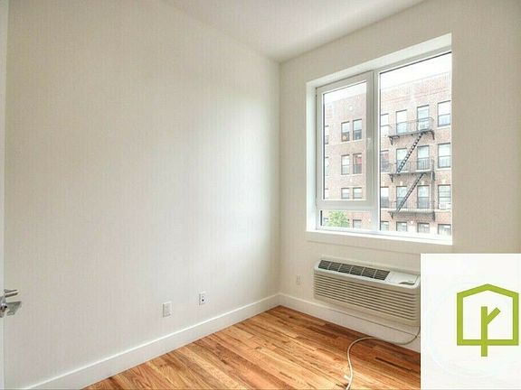 5th image of 185 Thomas S Boyland St #1H