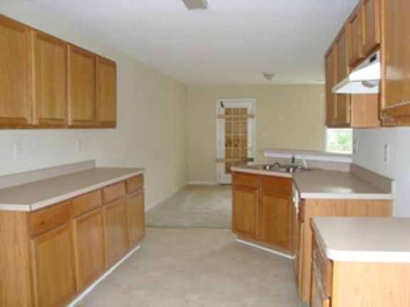 3rd image of 8046 Youngtown St