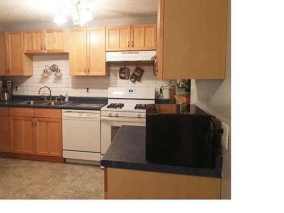 5th image of 1417 Glidden Cir