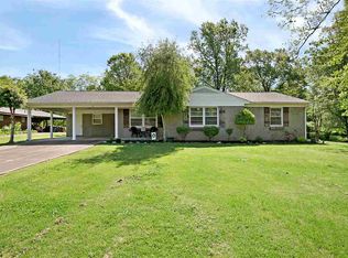 36 Twin Oaks Pl, Jackson, TN 38305