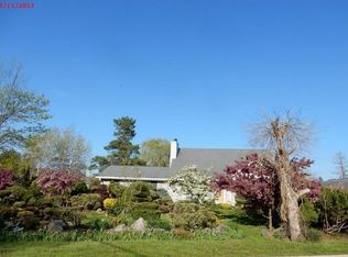 S85W17705 Woods Rd, Muskego, WI 53150