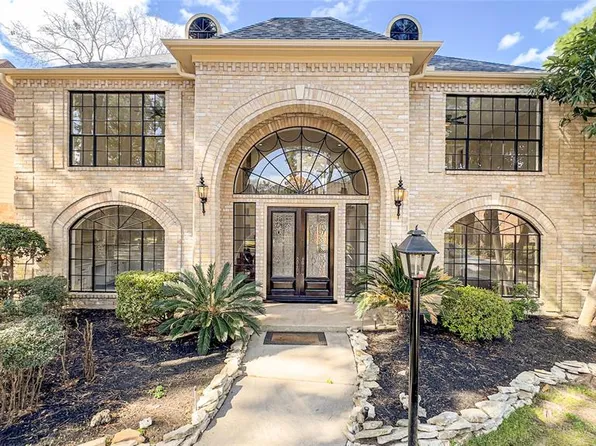 8006 Dutch Oak Circle, Spring, TX 77379