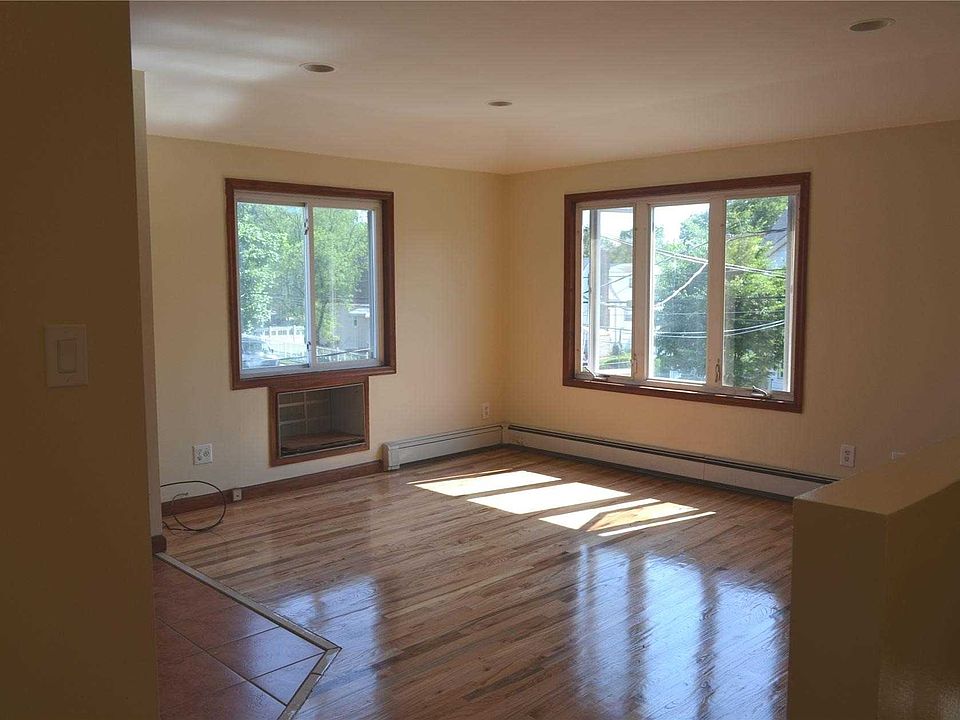 1st image of 119-45 190th St #2