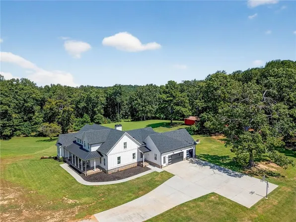 4621 Stanley Rd, Flowery Branch, GA 30542