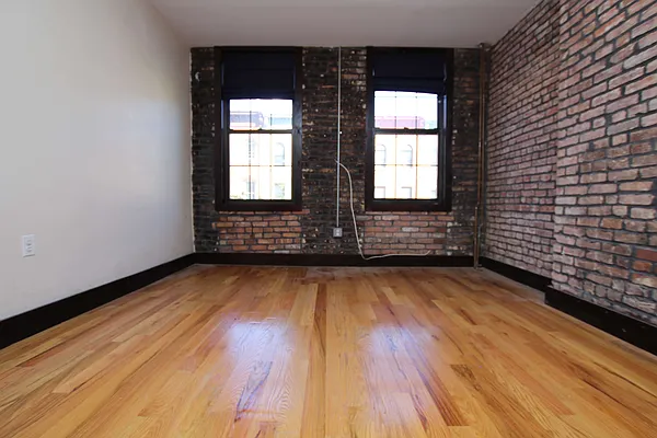Rented by Nooklyn NYC LLC | media 14