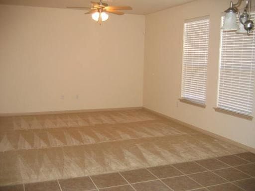 4th image of 10427 Catfish Ln