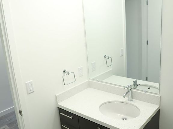 3rd image of 7373 N Philadelphia Ave #310