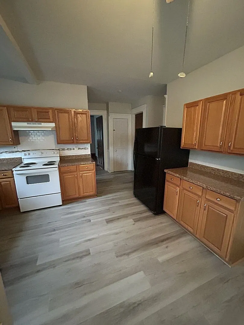Spacious 5-Bedroom, 3-Bathroom Home for Rent in Gouverneur $1,600/Month — Photo 4