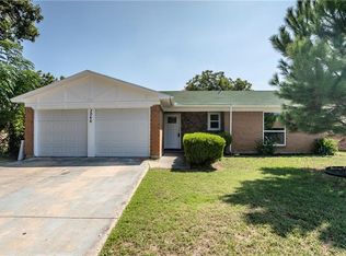 3046 Shane St, Haltom City, TX 76117