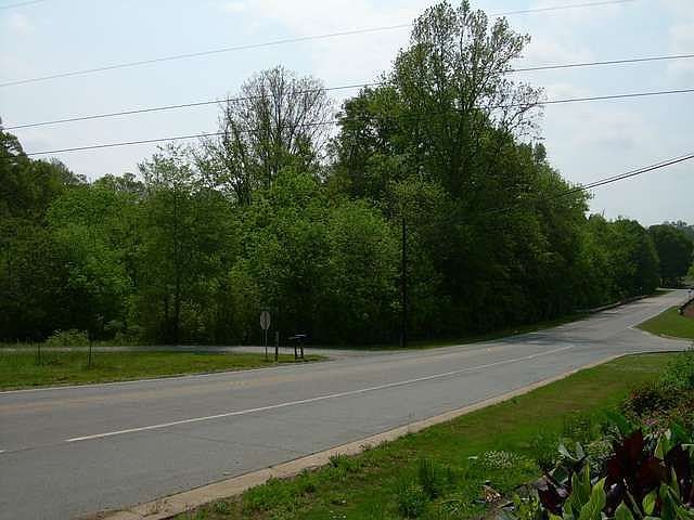 1st image of 116 E Mill Creek Ln