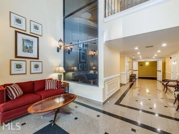 2317 Pine Heights Dr NE, Atlanta, GA 30324
