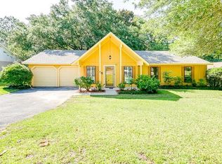 1617 Greenbrook Ct, Mobile, AL 36609