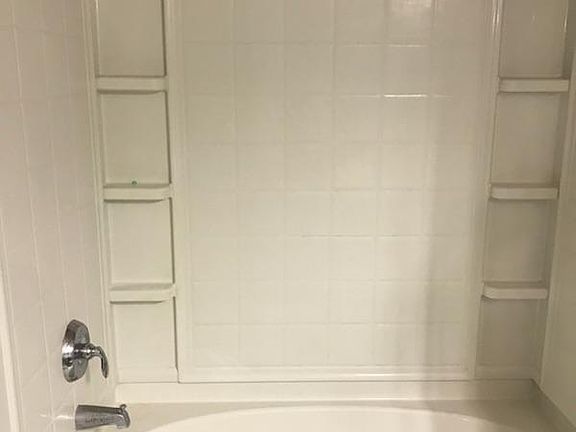 5th image of 1217 W 110 N APT M102