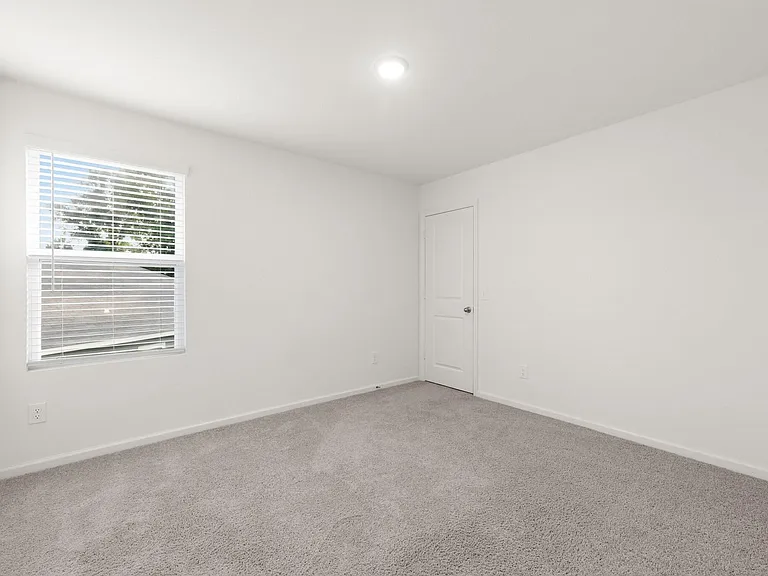3603 Admiralty Dr — Photo 24