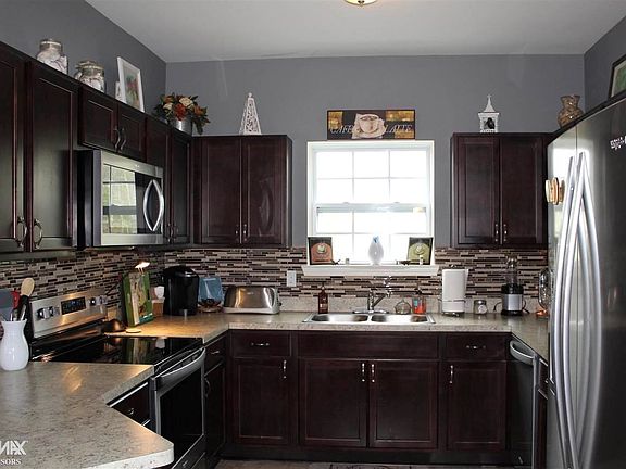 4th image of 25936 Maritime Cir