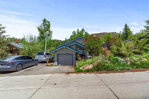 144 Fairway Dr Photo 1