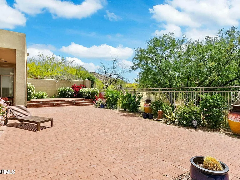 7439 E Camino Rayo De Luz — Photo 26