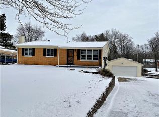 8318 Poplar Dr, Charlestown, IN 47111