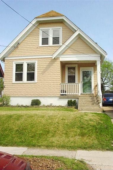 1st image of 1016 Woodlawn Ave