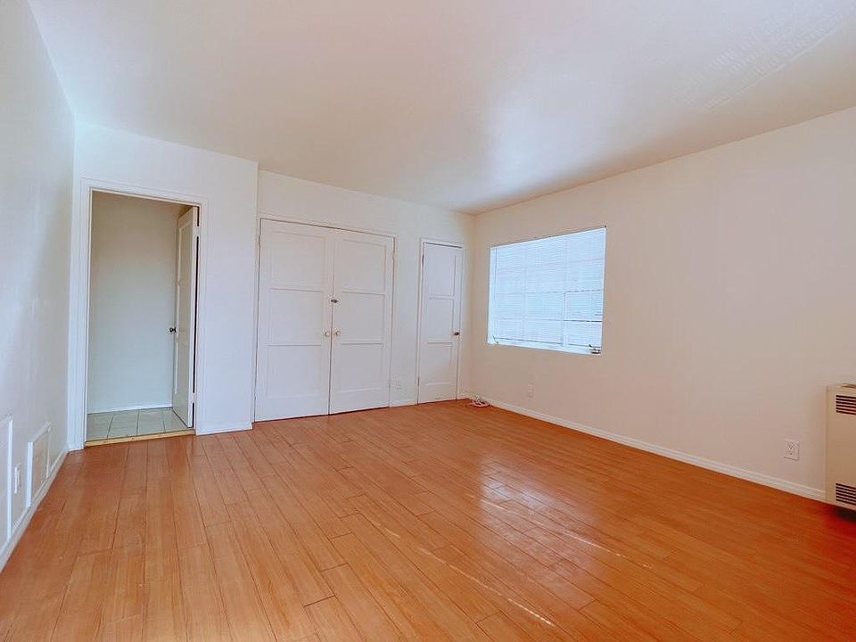 1st image of 971 S Wilton Pl #1/2