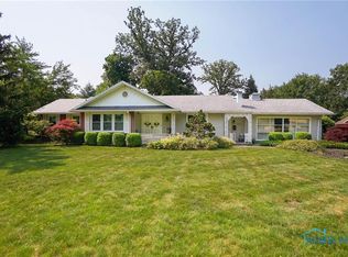 1447 Sycamore Dr, Findlay, OH 45840