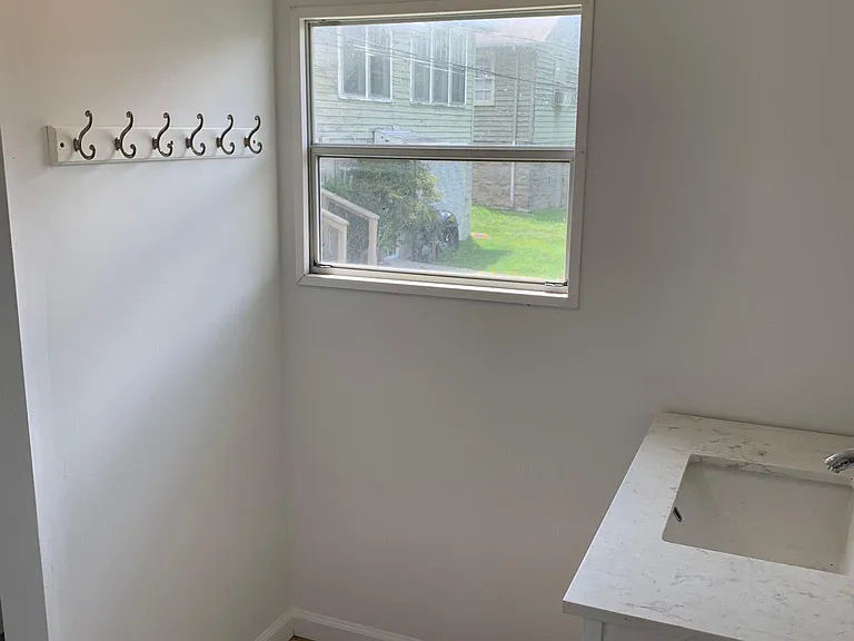 2609 Westwood Dr #B — Photo 12