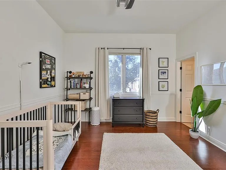 602 Saxony Blvd — Photo 34