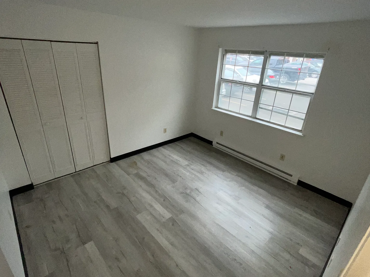 2 bed, 1000 sqft, $1,700 — Photo 2