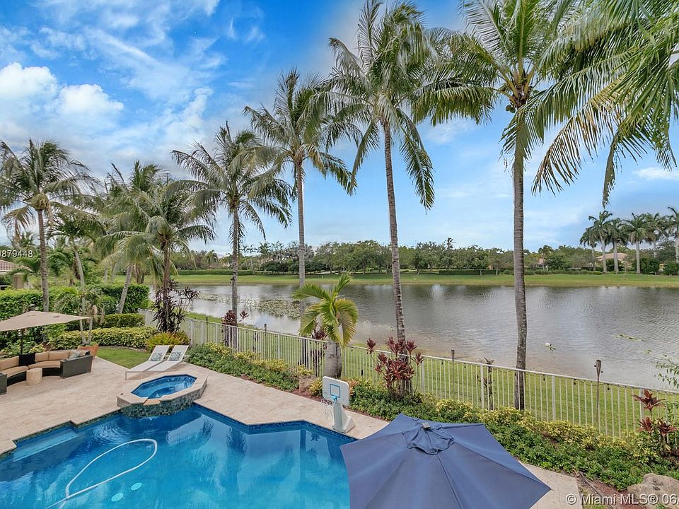 1st image of 895 Tradewinds Bnd