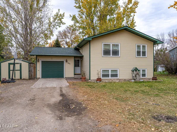 605 4th St, Thompson, ND 58278