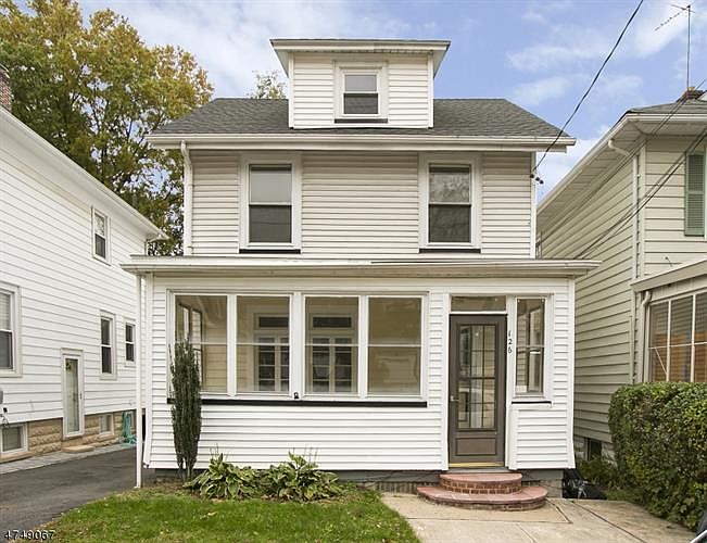 1st image of 126 Rollinson St