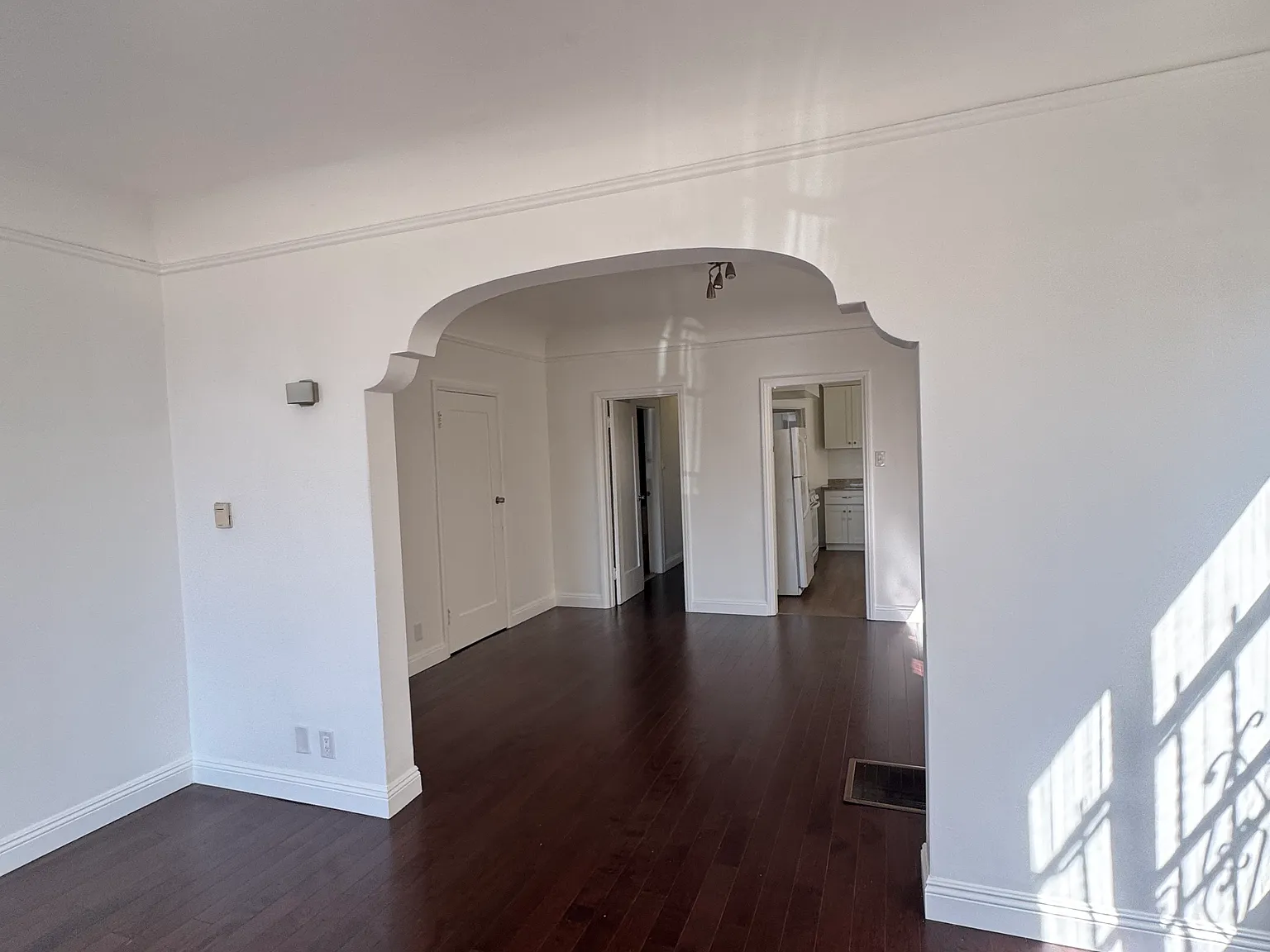 1 bed, 900 sqft, $2,495 — Photo 4