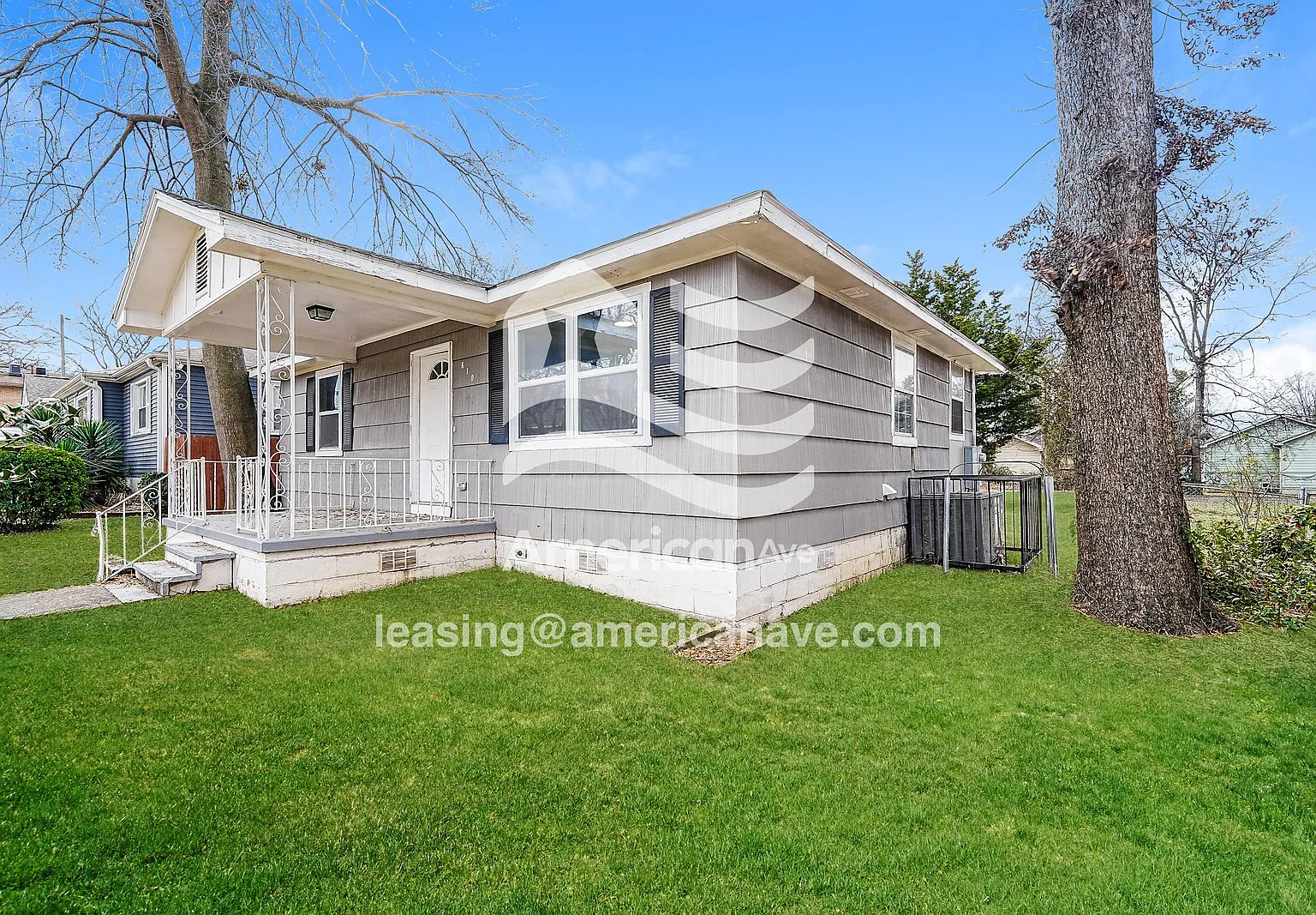 3 bed, 1.0 bath, 963 sqft, $1,382 — Photo 2