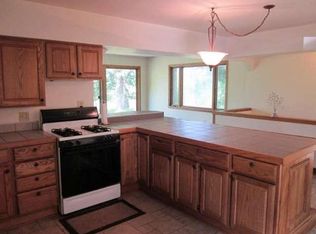 300 N River Rd, Burlington, WI 53105