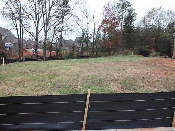 Lot ready to be built on!