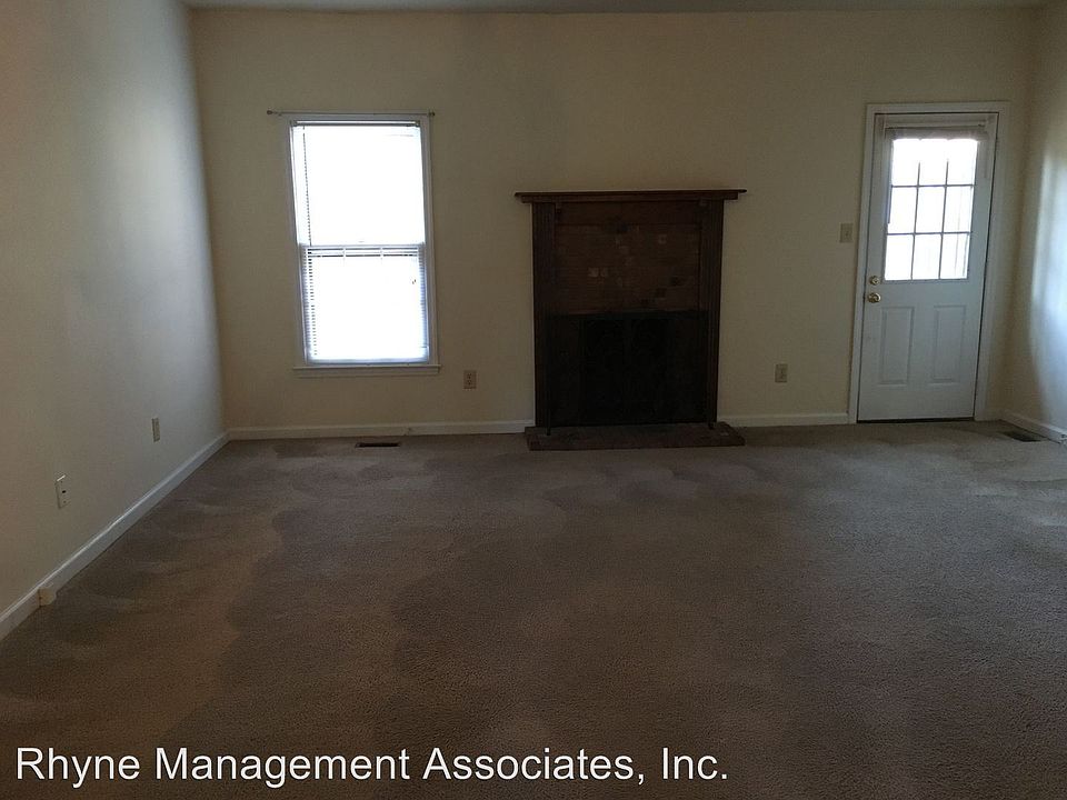 2nd image of 6122 Bushmills St