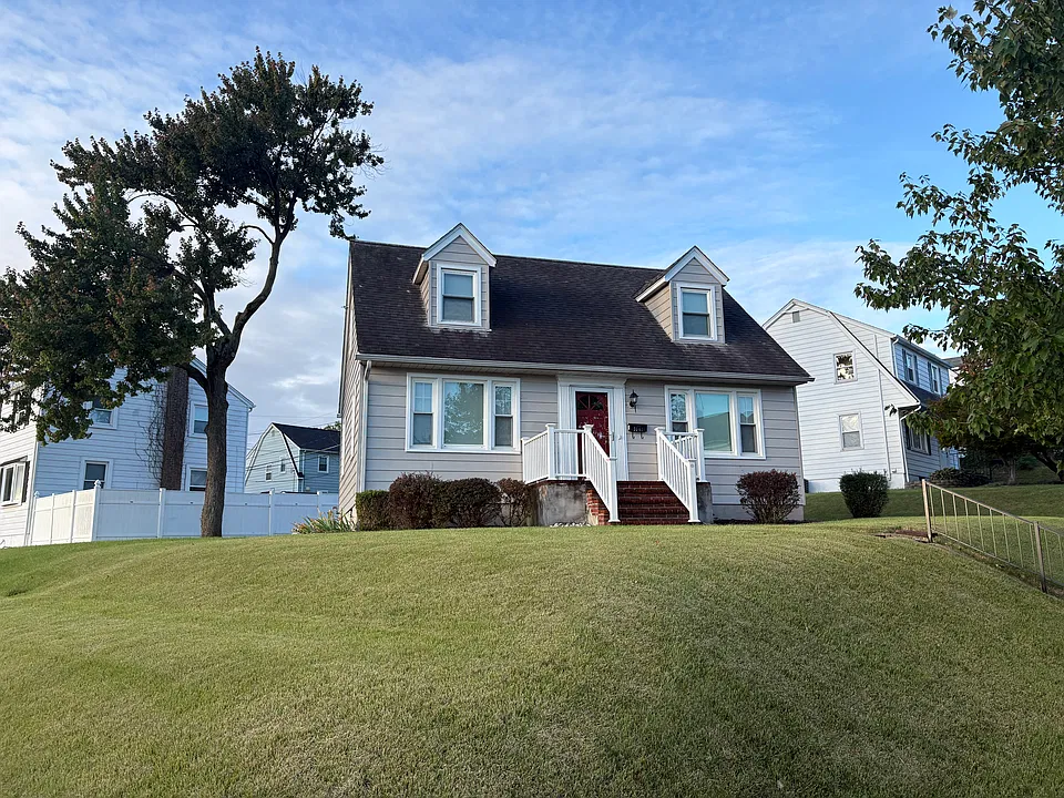 5568 Oakland Rd