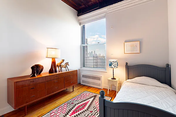 Sold by Compass | media 5