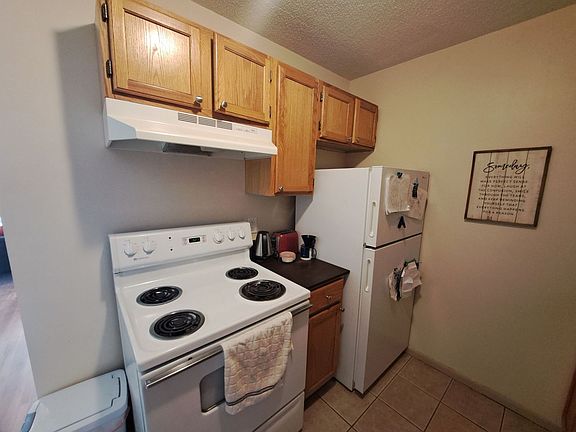 4th image of 1501 Portland Ave APT 205