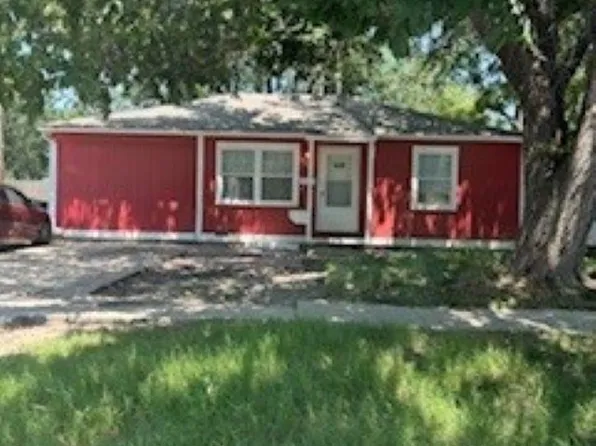 5714 E Harry St, Wichita, KS 67218