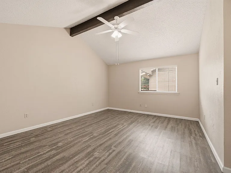 328 Anita Ave — Photo 14