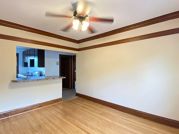 3rd image of 4451 W Dickens Ave #2W