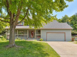 155 Orchard Ct, Pleasant Hill, IA 50327